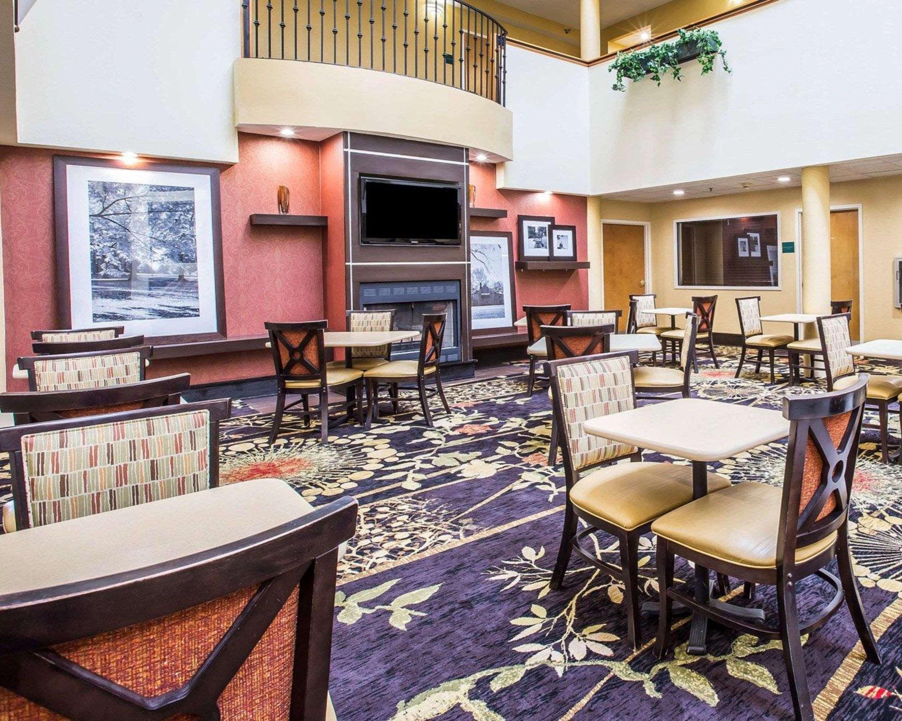 Comfort Suites Anderson-Clemson Exterior foto